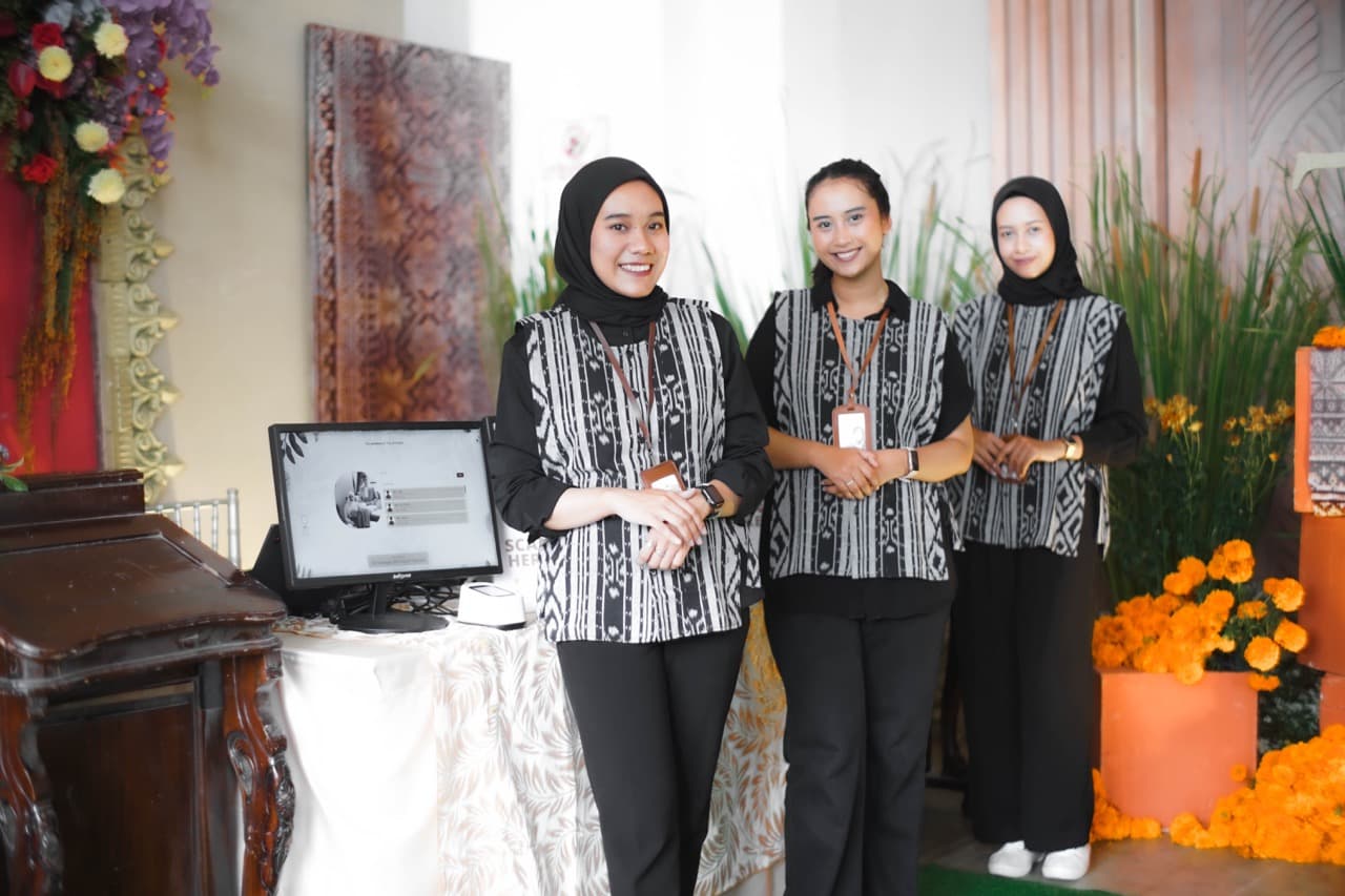 Sampul Cara Menggunakan QR Code untuk RSVP Undangan Pernikahan